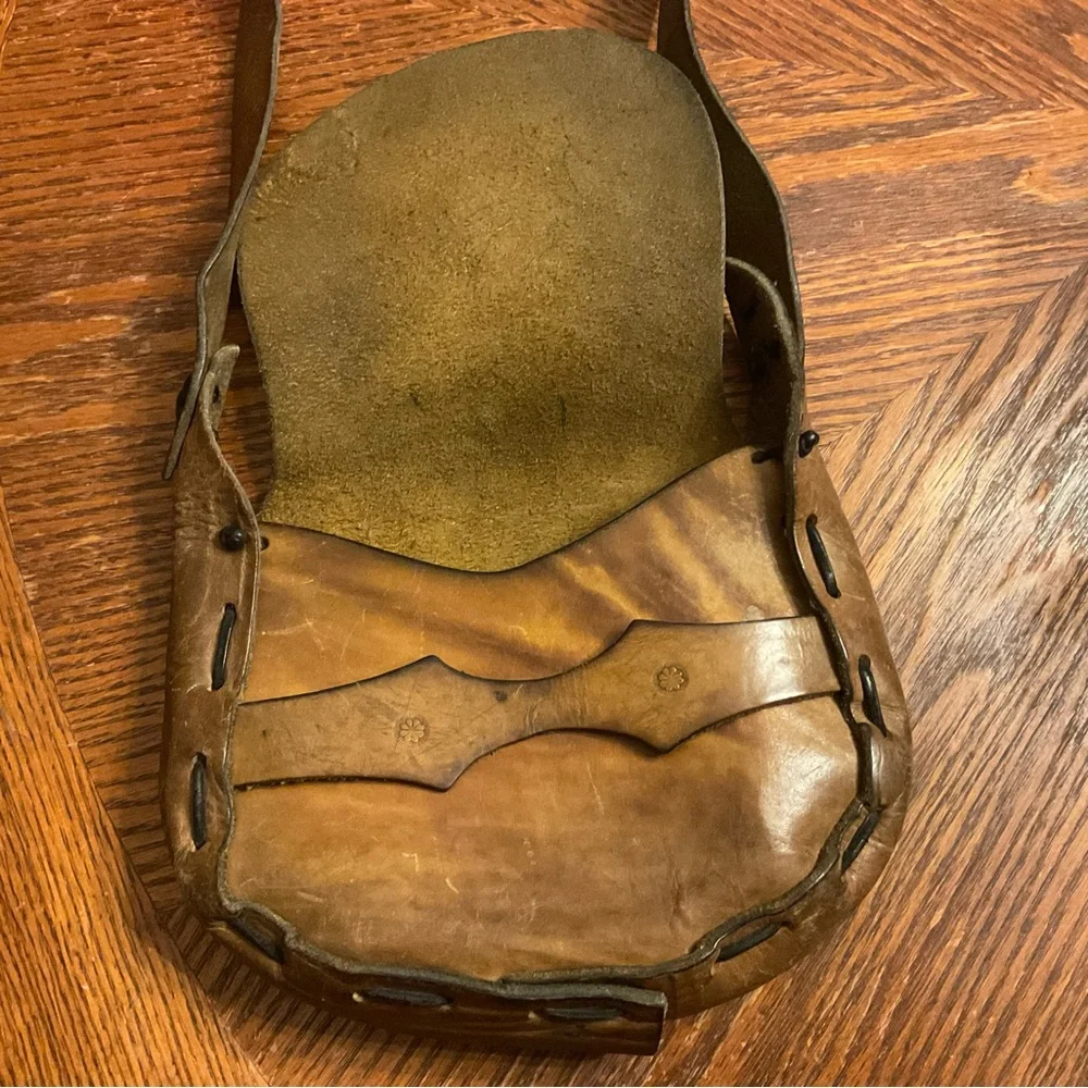 Gorgeously Real Earthy Handmade Thick Leather Weave Strap With Stamp Decor Bag! - Picture 3 of 16